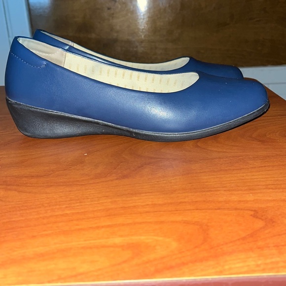 Comfort Wedge Shoes 9W - Picture 3 of 3